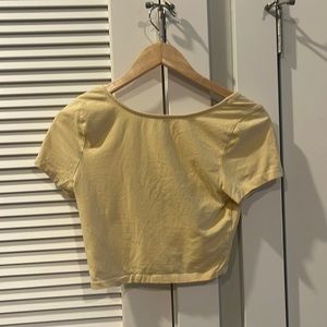MINKPINK top size S nice yellow crop top with high neck and low back